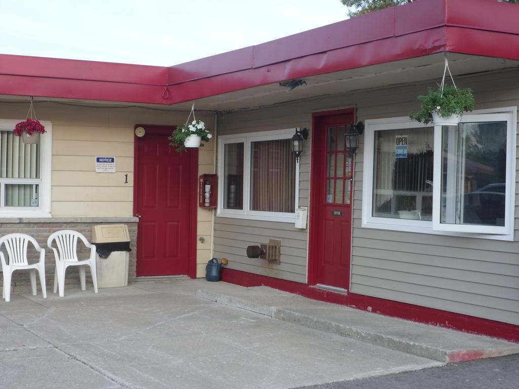 The Silver Birch Motel Goderich Kültér fotó