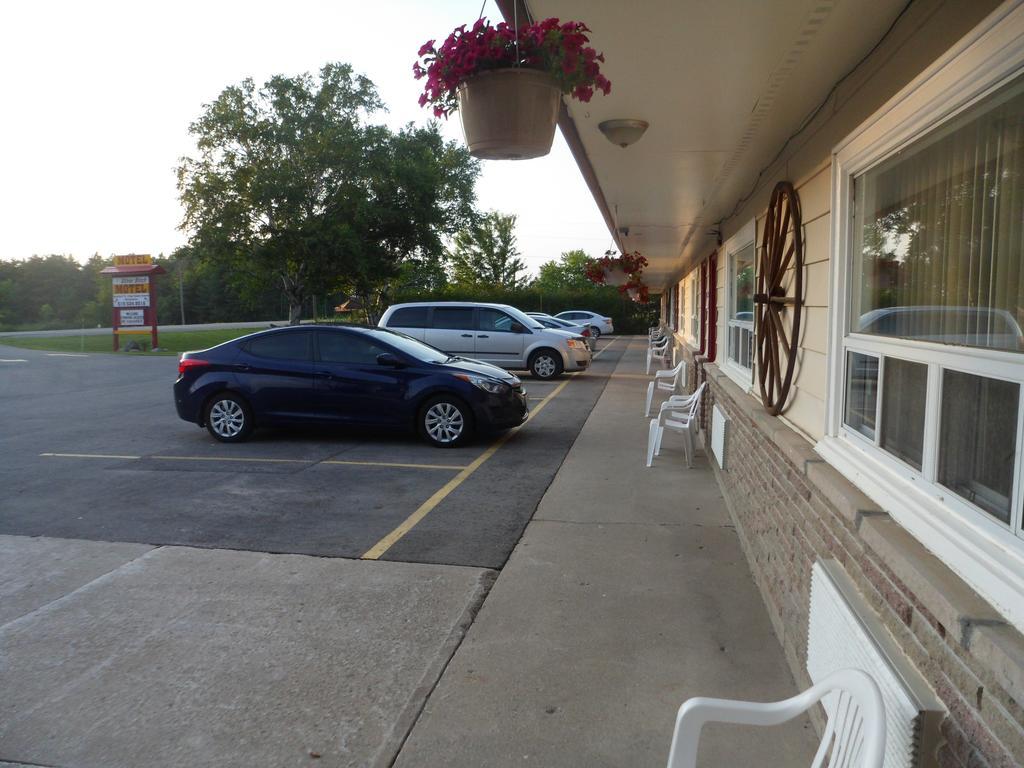 The Silver Birch Motel Goderich Kültér fotó