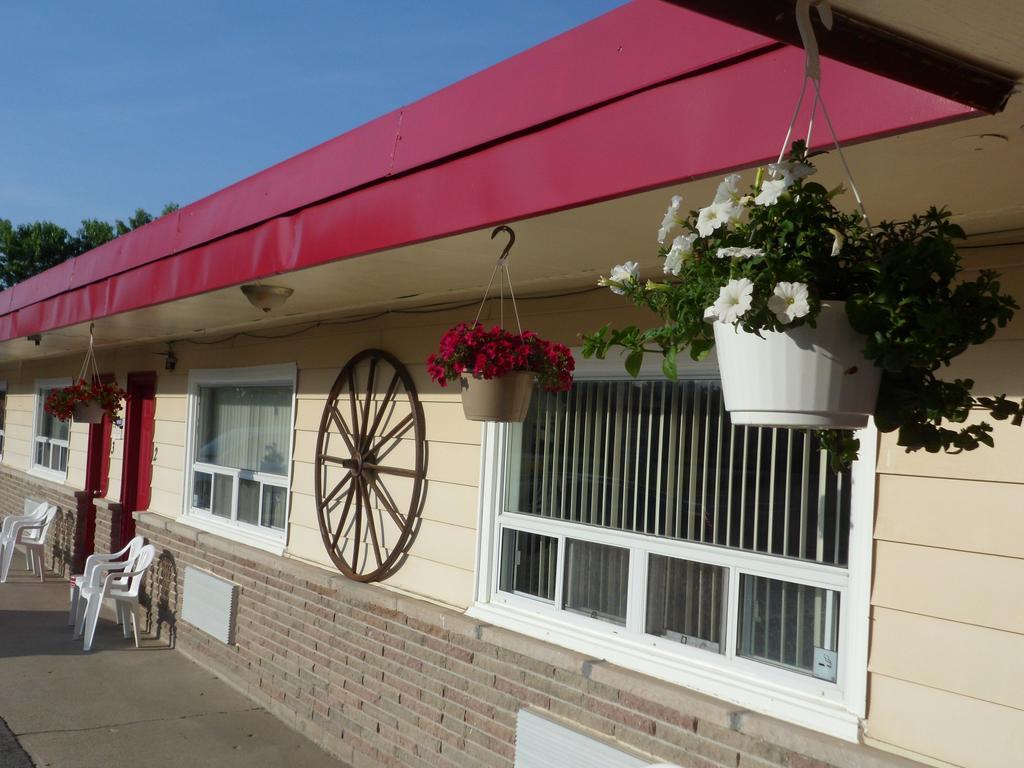 The Silver Birch Motel Goderich Kültér fotó