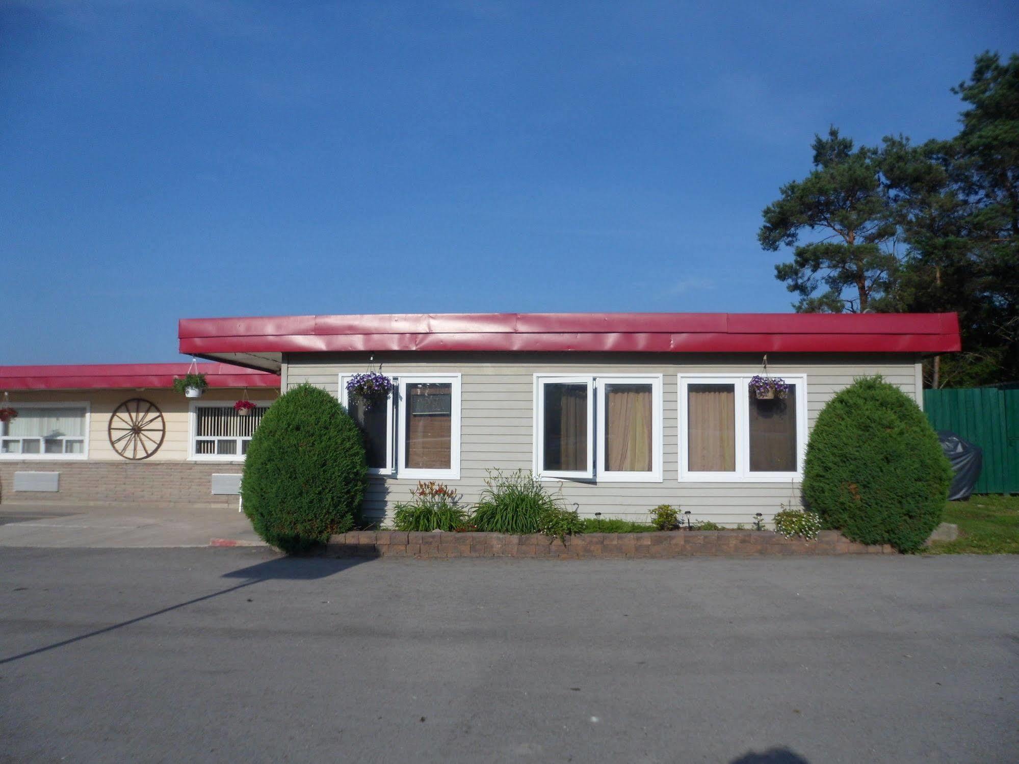 The Silver Birch Motel Goderich Kültér fotó